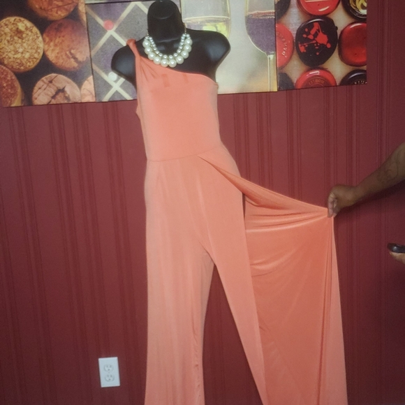 Jumpsuit - Picture 3 of 4